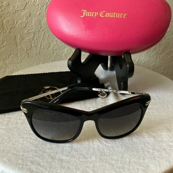 Juicy Couture: Black Wayfarer Sunglasses- Gray- case & cloth-
scratch & mark - Picture 1 of 16